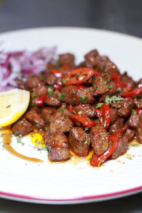 Spiced beef with peppers